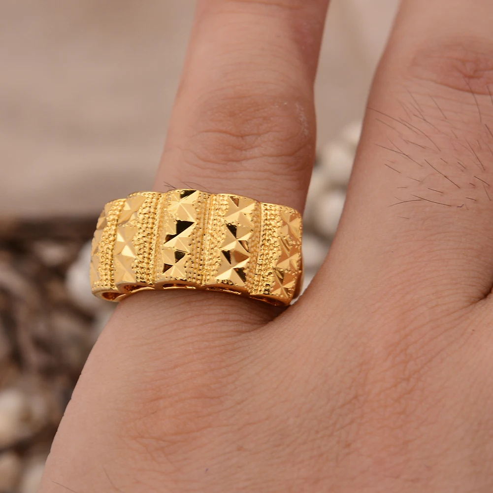 Fashion Variety Dubai Arab African Small Gold Color Rings for Girls Arabian Middle East Jewellery Little Bangs Woman Mama Gift