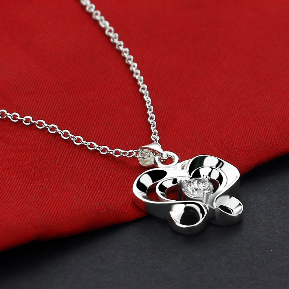 

Women's 925 Sterling Silver Butterfly Pendant Necklace Fashion Zircon Choker Fine Nature-Inspired Jewelry for Holiday Gift