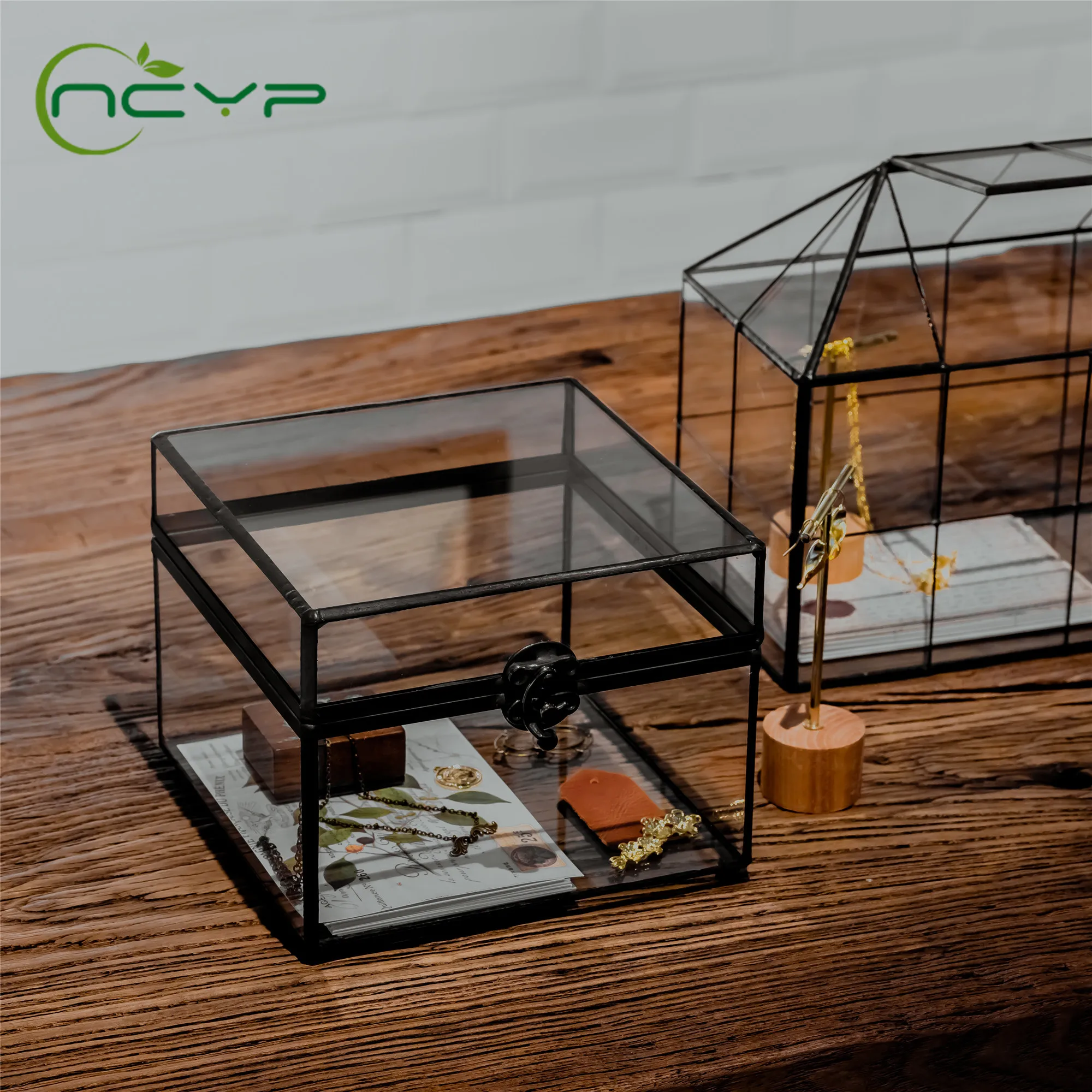 NCYP Classic Handmade Glass Terrarium Box Geometric Terrarium Plants Flowers Storage Container Home Decor Box Black