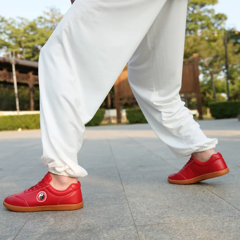 Sepatu Latihan Olahraga Tai Chi Kulit Baru 2021 Sepatu Latihan Seni Bela Diri Gaya Nasional Olahraga Luar Ruangan Ukuran Besar