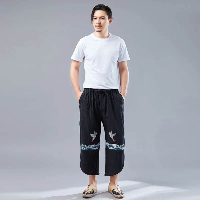 

2022 Summer Men's New Products Chinese Style Printed Double Crane Cotton Linen Casual Elegant Loose Embroidered Cropped Pants