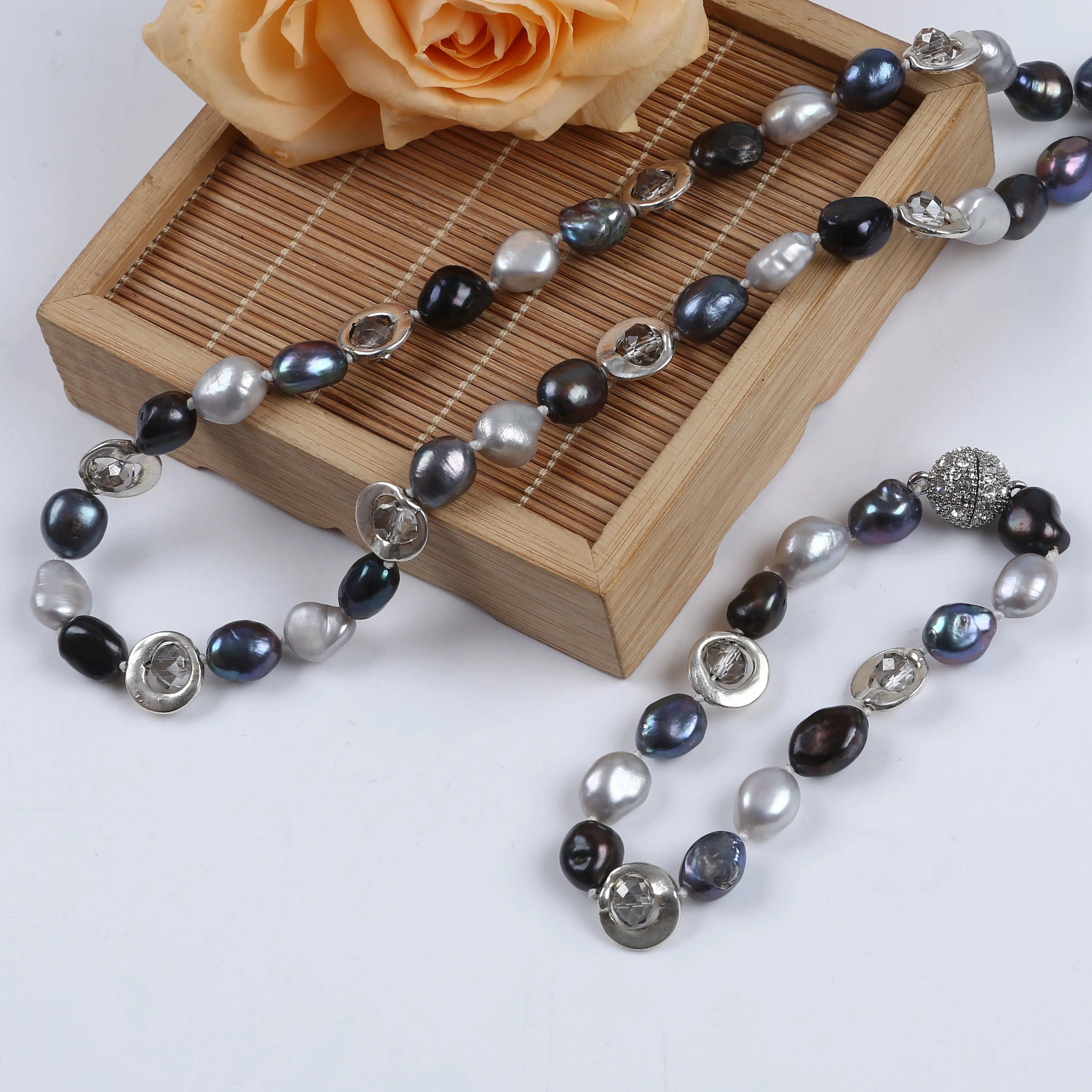 

monet pearl strand necklace bracelet jewelry set freshwater pearl black color peacock color magnetic clasp