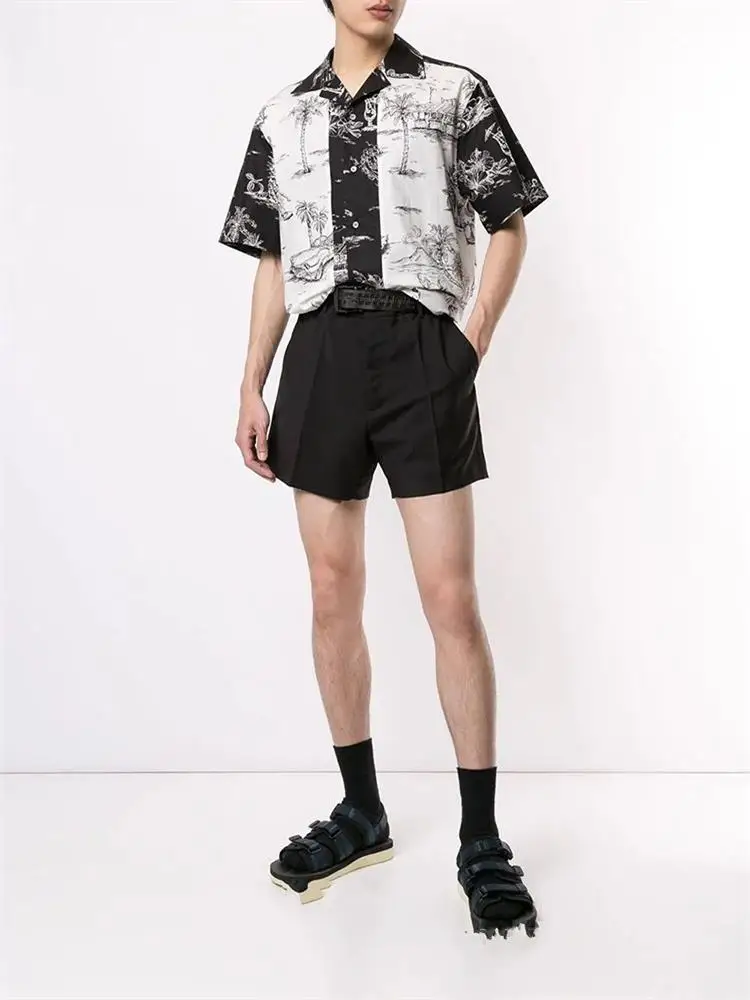 Men\'s Shorts Summer New Black Elastic Waist Design Three Minutes Pants Super Short Simple Fashion Youth Trend Versatile Shorts