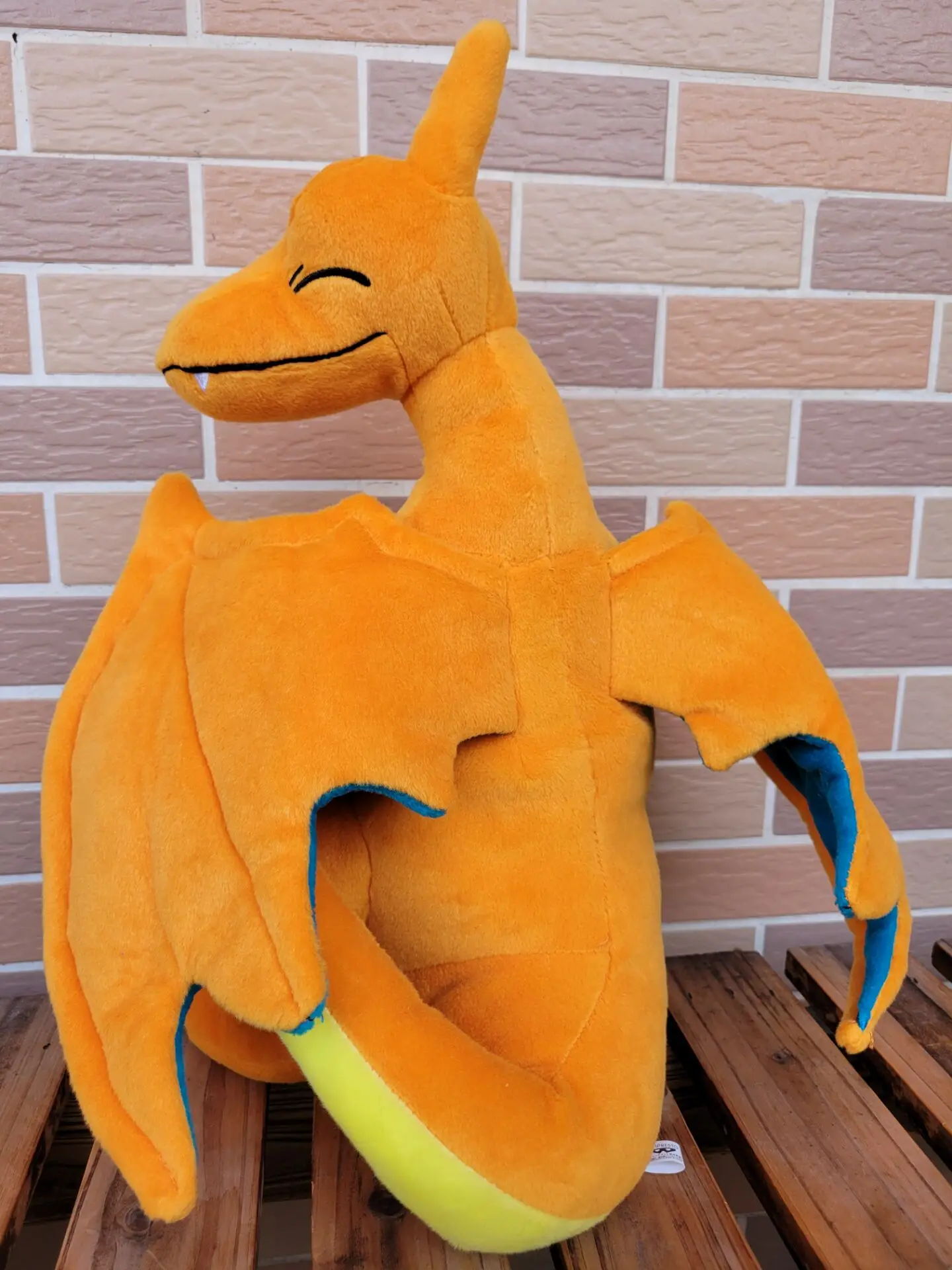 โปเกมอน Big Charizard ตุ๊กตา Banpresto 35ซม.