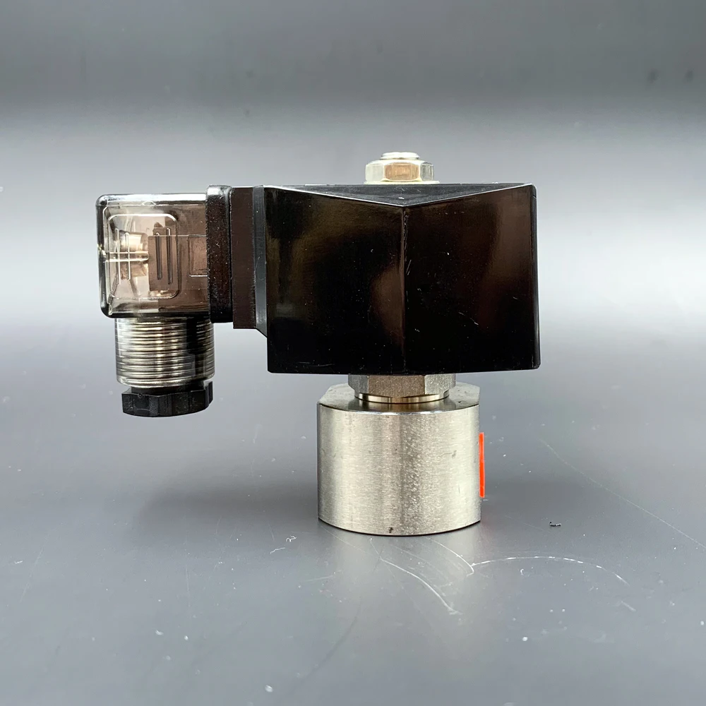 Solenoid Valve 200bar/100bar 2 way Water High Pressure 1/4