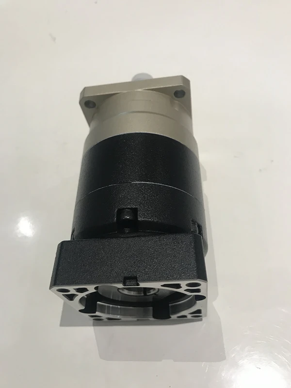 

60 new helical gear planetary gearbox reducer 10 arcmin 15:1 to 40:1 for NEMA23 stepping motor input shaft 8mm
