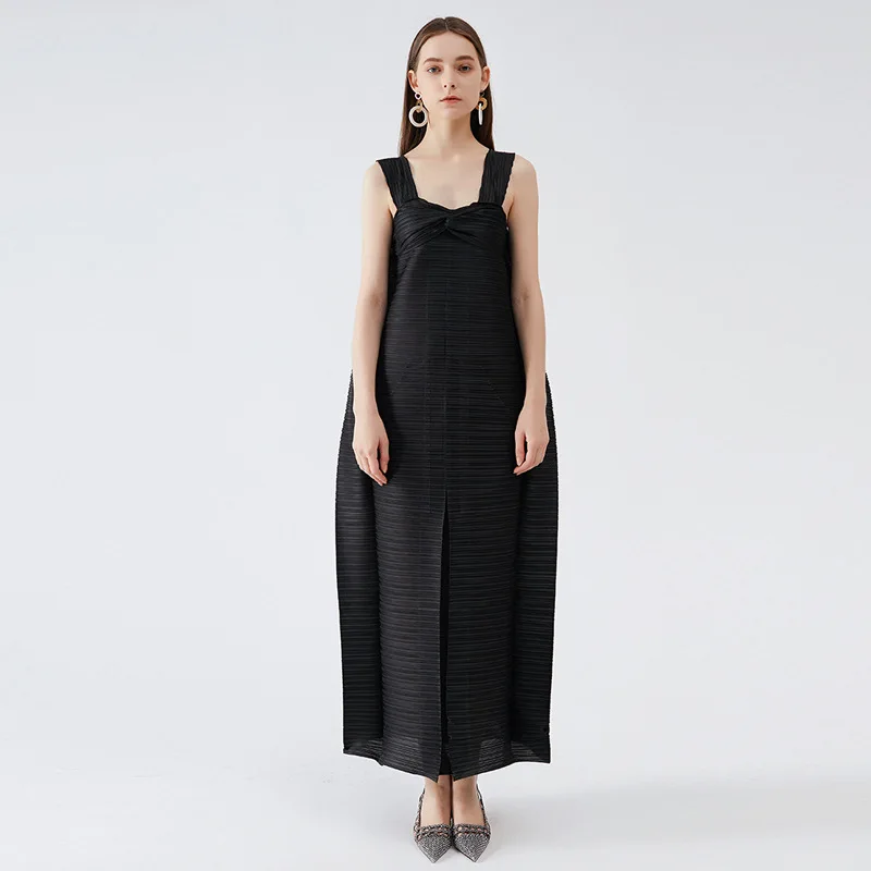 2024 Spring New Skirt Loose Casual Miyake Pleated Niche Dress Large Size Medium Long Pleated Skirt Spring