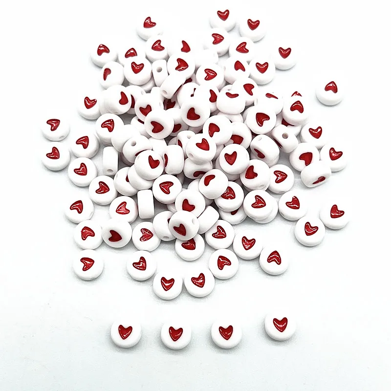 100 Stück 7 mm rote herzförmige Buchstabenform-Perlen für Schmuckherstellung, handgefertigtes DIY-Armband-Zubehör