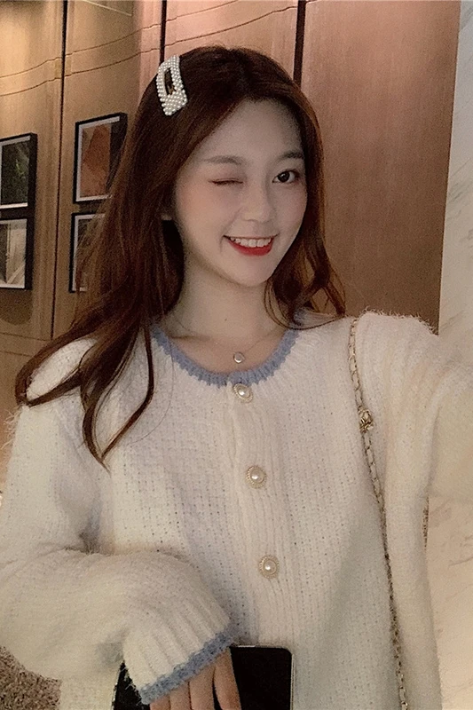 Coat female 2020 spring new style Japanese-style sweet women Pearl breasted short knitted cardigan wild top