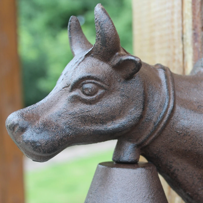 Retro Rustic Bull Head Cast Iron Hand Cranking Welcome Door Bell Farm House Accents Handmade Home Garden Decor Animal Figurines