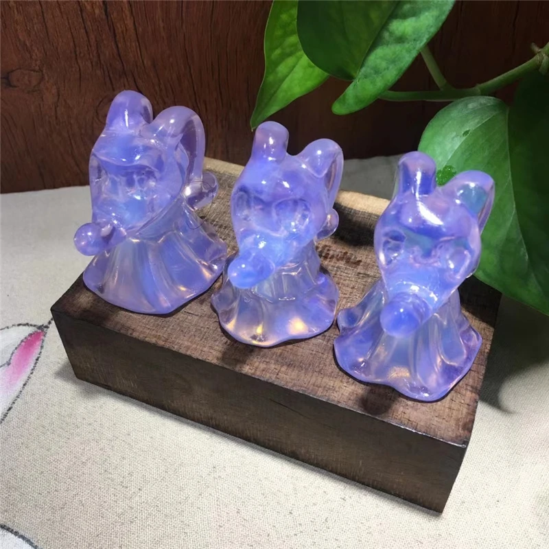 High-quality Opalite Ghost Specter Dog Carved Crystal Handmade Energy Home Ornaments Healing Decoration Stones 1pcs