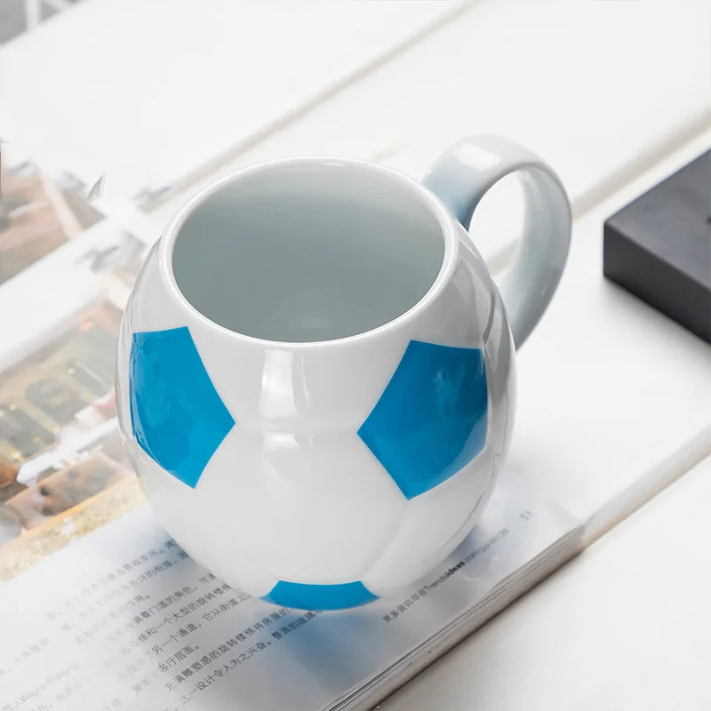 

Ceramic Football Coffee Cup Sport Soccer Mug Ball Tea Cup for Water Milk Children's Gift for Friend Coach Fans Players Club