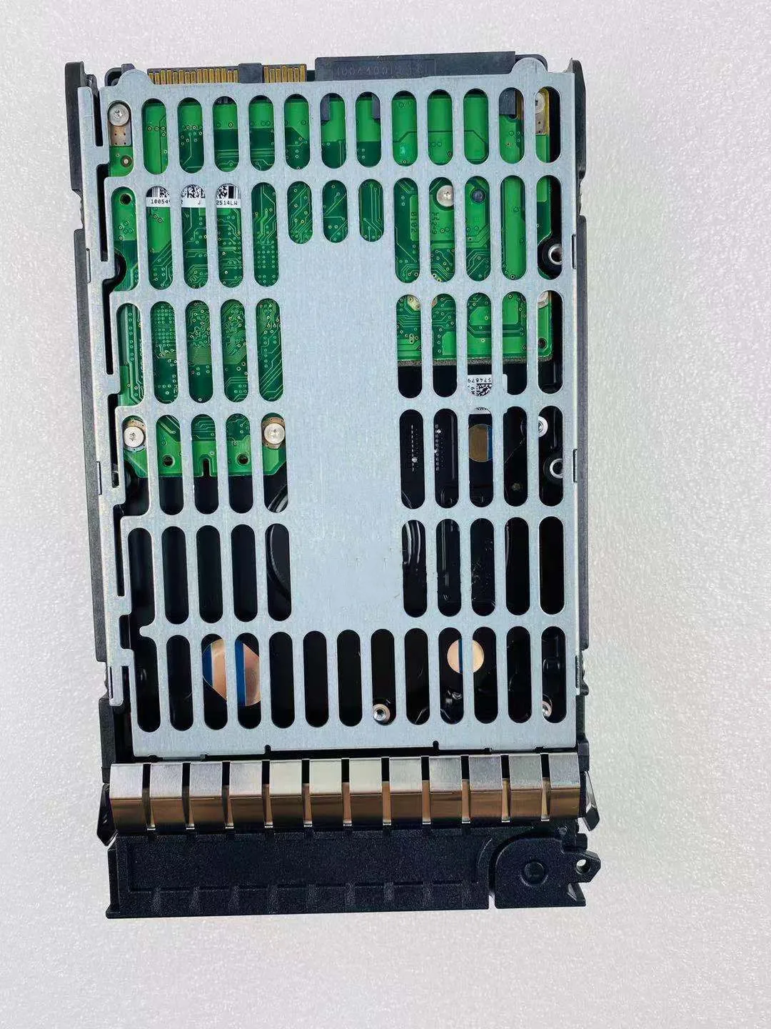 

Для 600G 15K SAS 3,5 server 517354-001