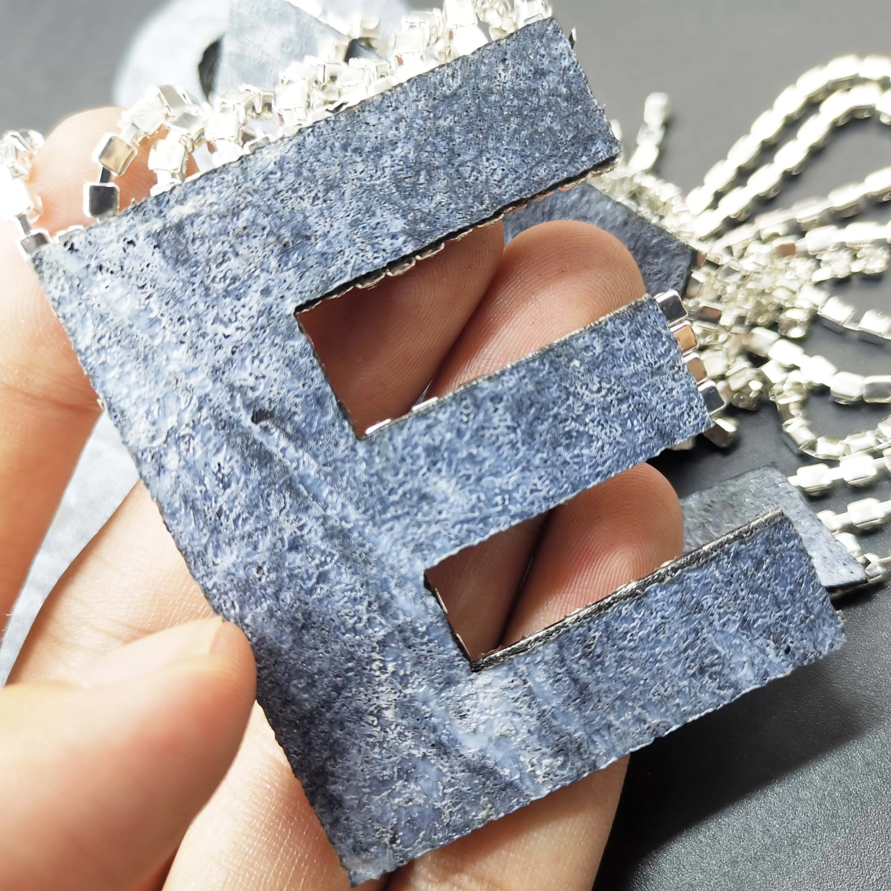 A-Z 1pcs Claw rhinestone English Alphabet tassel Letter Iron On letters Patch For Clothing Badge Paste For Clothes Bag jacket