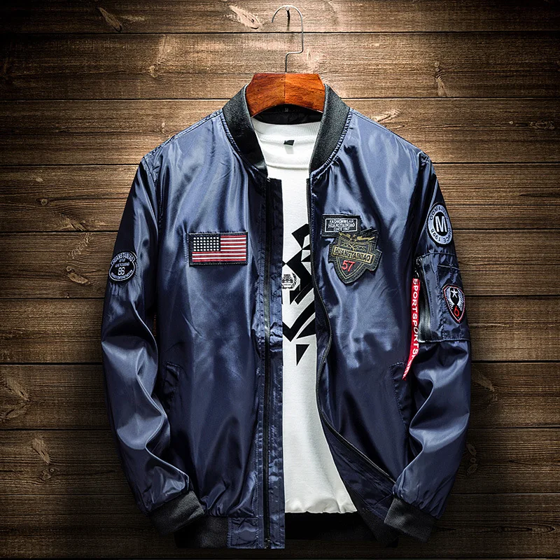 Army Green Bomber Jacket Men Fashion American Flag Patch Designs Pilot Jacket Ribbons Zipper Pocket Baseball Uniform Male Coat