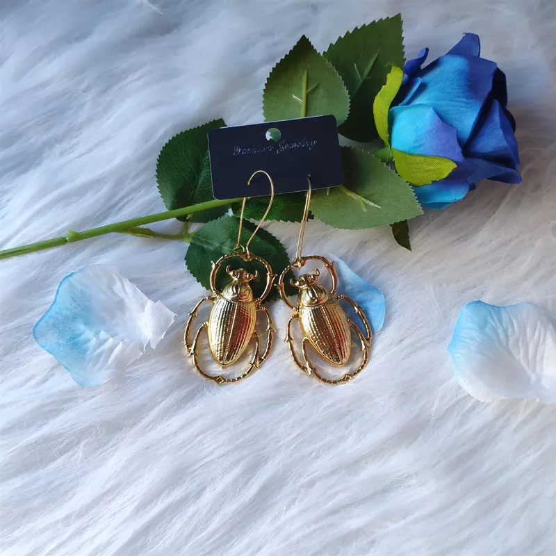 giant golden colour scarab beetle earrings Insect jewelry Fashion exaggerate nature big Dangle & Drop women gift 2020 new