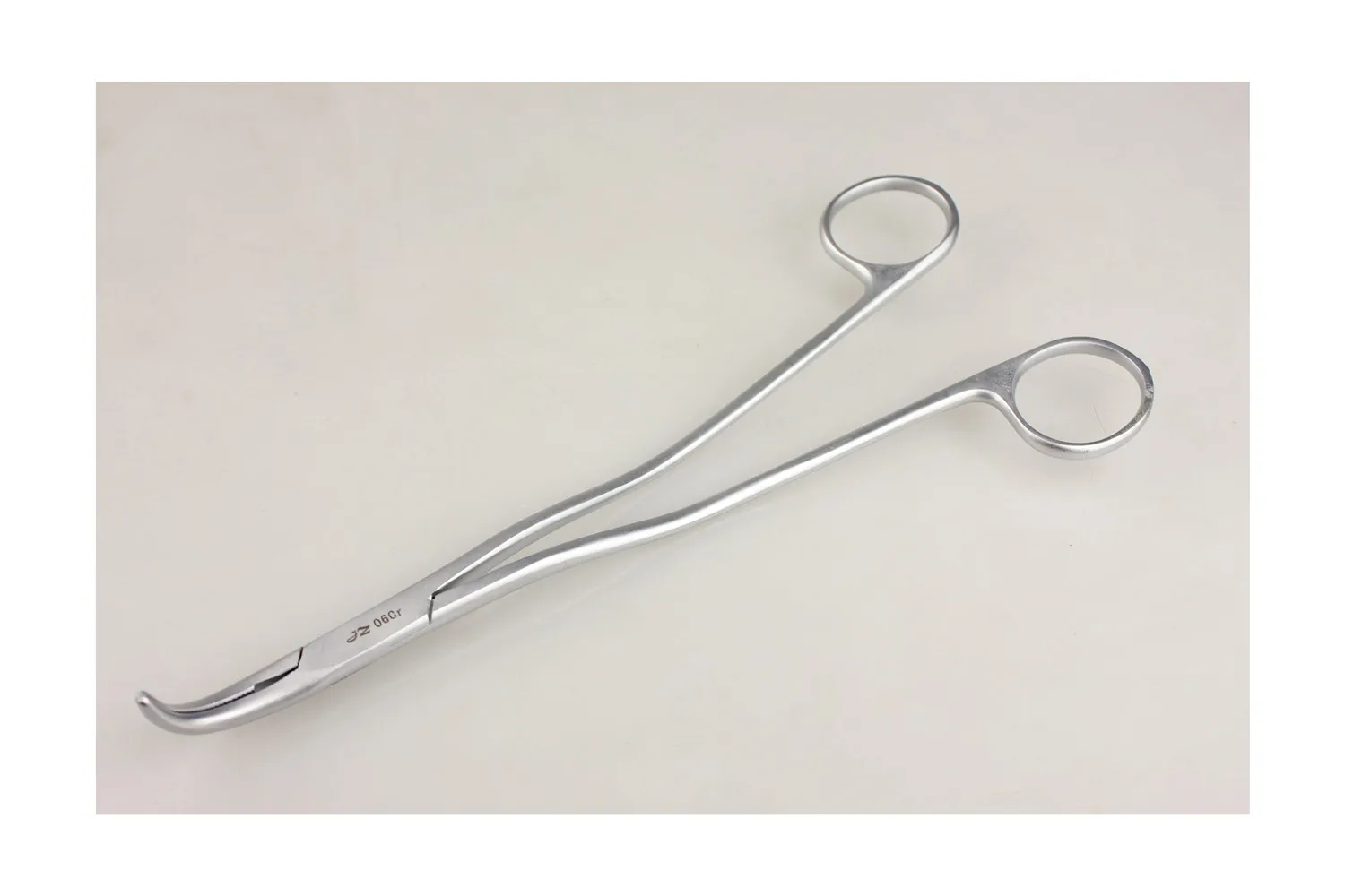 JZ أداة جراحية للقلب والصدر الطبية المتفوقة فينا كافا ملقط مجاني شبكة الأسنان القلب القلب والأوعية الدموية الزاوية اليمنى ذو طيات