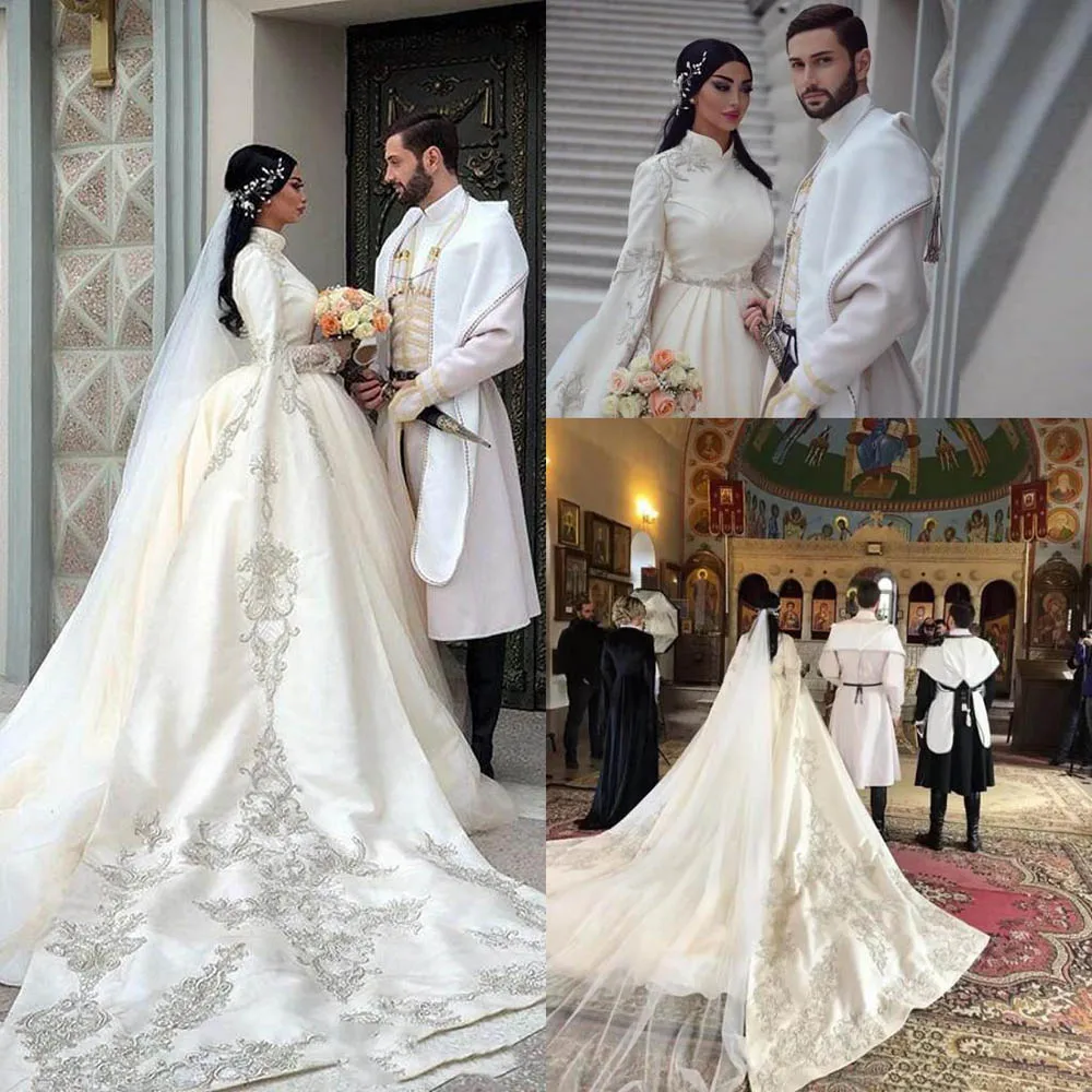 Princess Muslim Arabic Wedding Dresses with Long Sleeve Cape Lace Beaded Embroidery High Neck Caftan Kaftan Bridal Gown Vestido