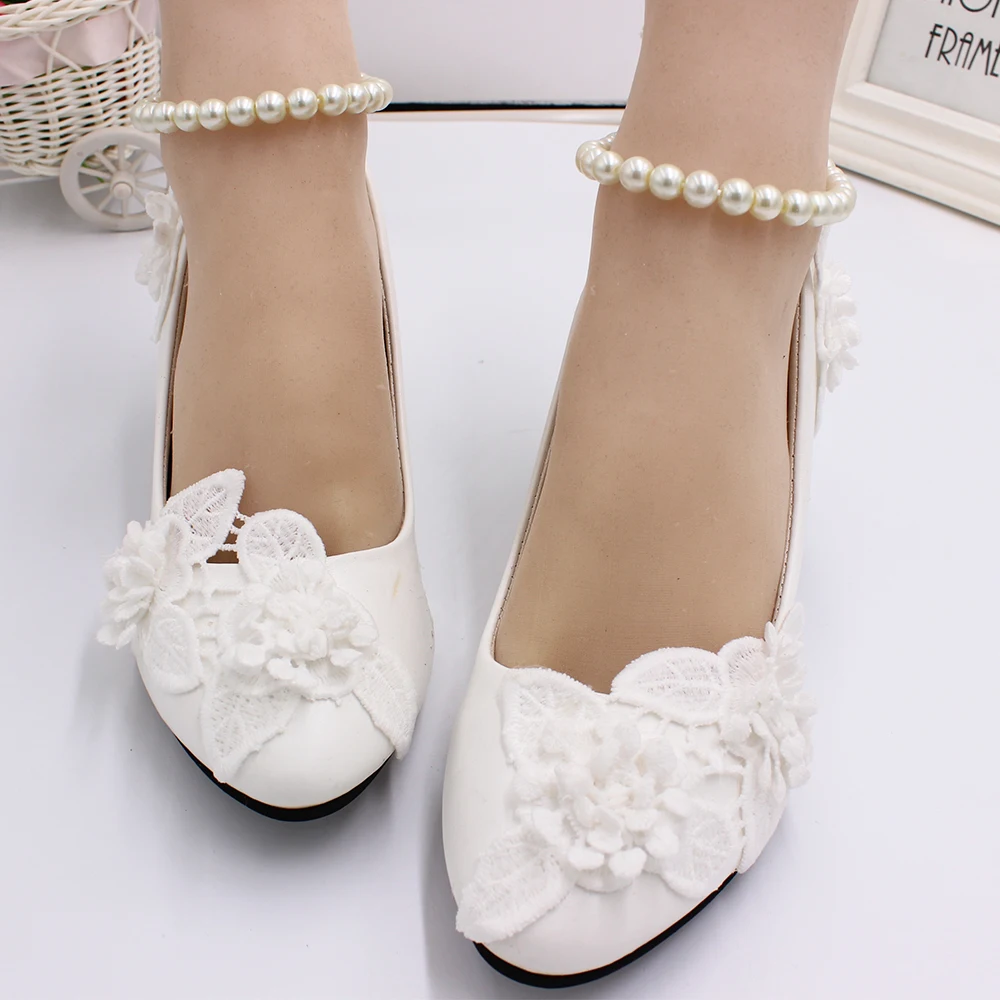 Three-dimensional flower white pearl anklets wedding shoes 2020 new wedding dress shoes bride wedding shoes white wedding dBH152