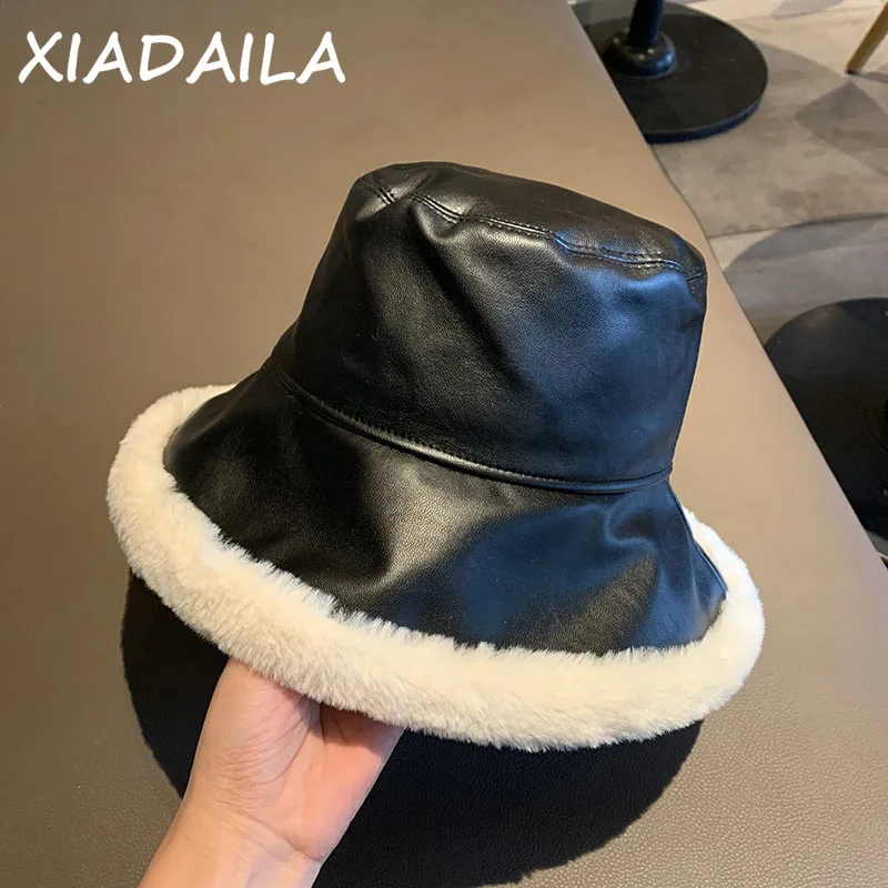 2020 Autumn Winter Bucket Hats Women PU leather Panama Hat Thick Warm Plush Fisherman Cap For Girl crimping Basin Hat kapelusz