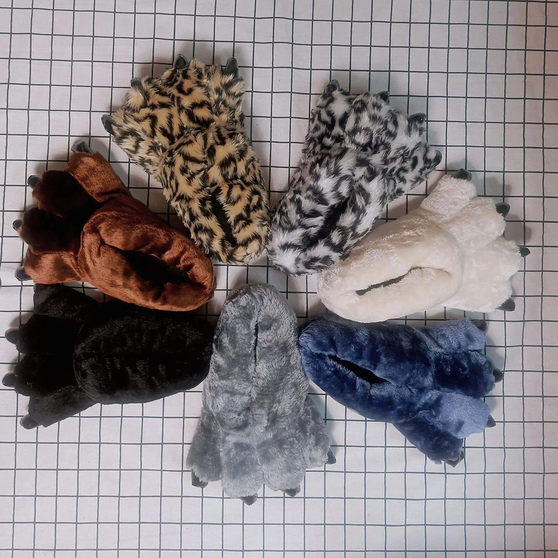 Rainbow Designer Claw Slippers For Women Men Black Bear Foot Shoes Woman Funny Animal Fuzzy Booties Slipper House Cosplay Shoes