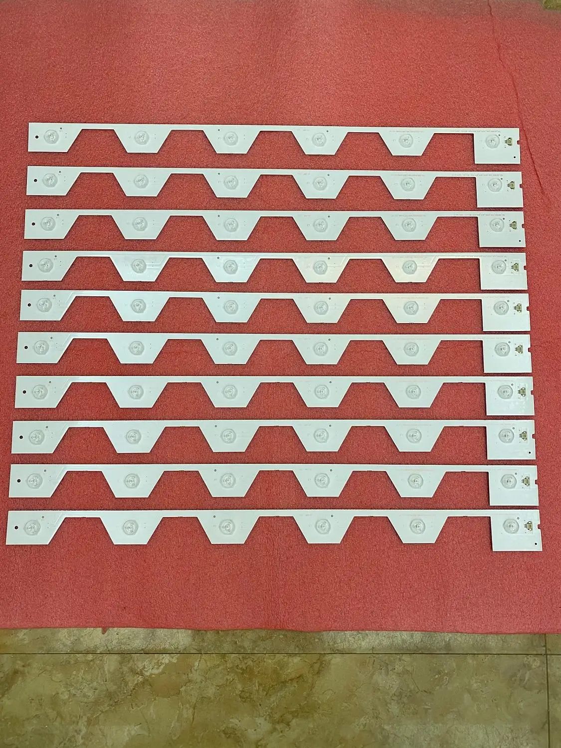 LED Backlight Strips For Thomson 55FA5404 55FA3203 55FA3213 55UA6406 4C-LB5506-HR1 YH1 55HR330M06A1  B55A858U D55A561U B55A658U