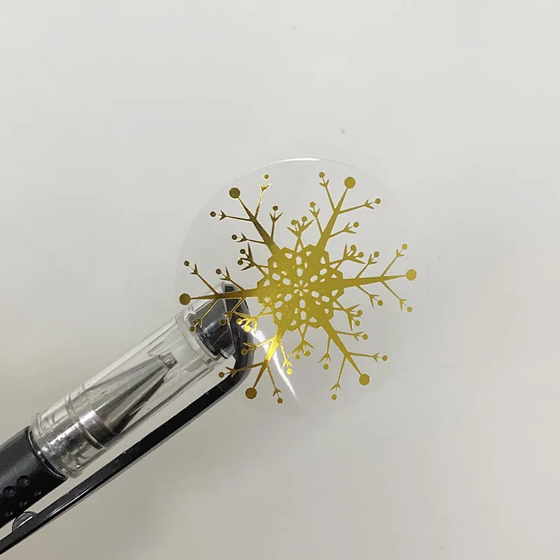 500Pcs 1-1.5Inch Gift Sealing Transparent Snowflake Stickers Christmas Design Festival Birthday Party Wedding Decorations Labels