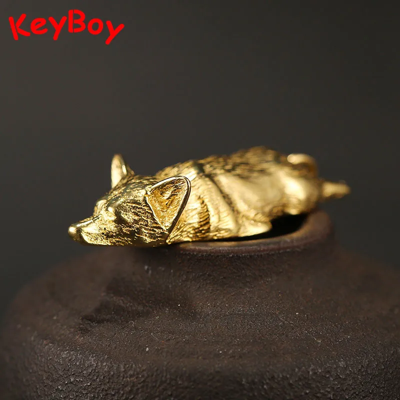 Lucky Sleeping Dog Brass Keychain Pendants Vintage Metal Animal Figurines Car Key Ring Hanging Jewelry Chinese Feng Shui Keyring