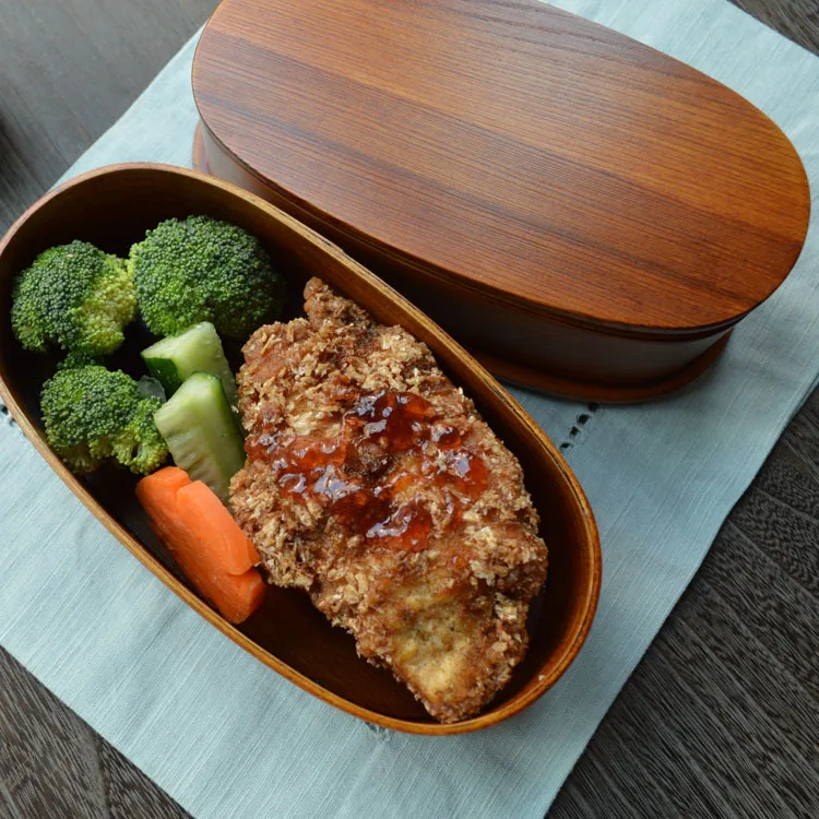 Natural wood lunch boxes Japanese oval bento box handmade wooden fruit sushi portable picnic food container students dinnerware