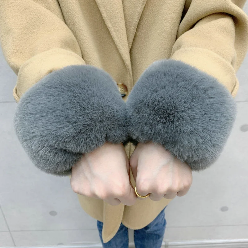 

One Pair Faux Fur Plush Windproof Cuffs Wristband Winter Arm Warmer Women Thick Wrist Arms Gloves Female Elastic Oversleeve