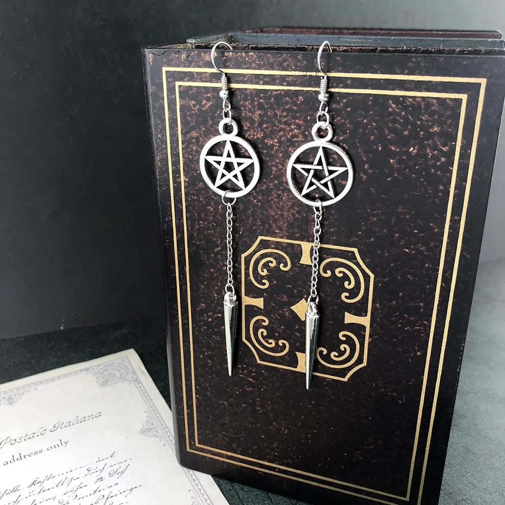 Unusual Earrings for Women Rivet Pentagram Hanging Long Earings Silver Color Retro Female Jewellery Gothic Punk Wholesale Gift