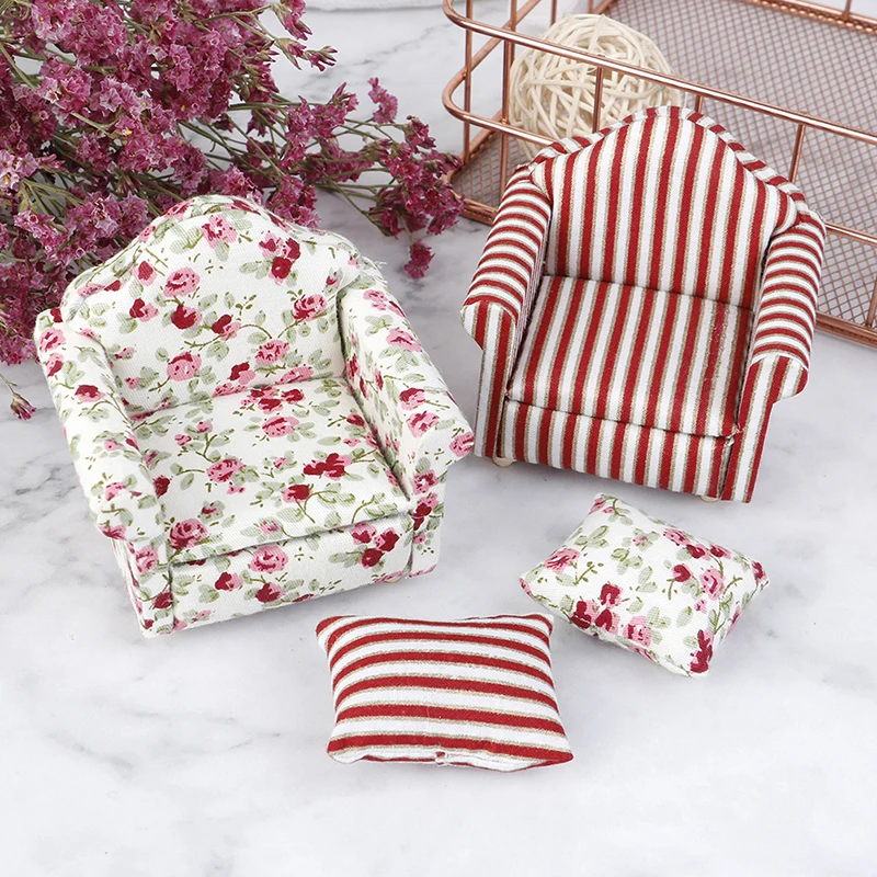 1/12 Mini Bloemenprint Sofa Met Kussen Model Poppenhuis Kamer Decor Fotografie Prop Miniatuur Home Decoratieve Ornamenten