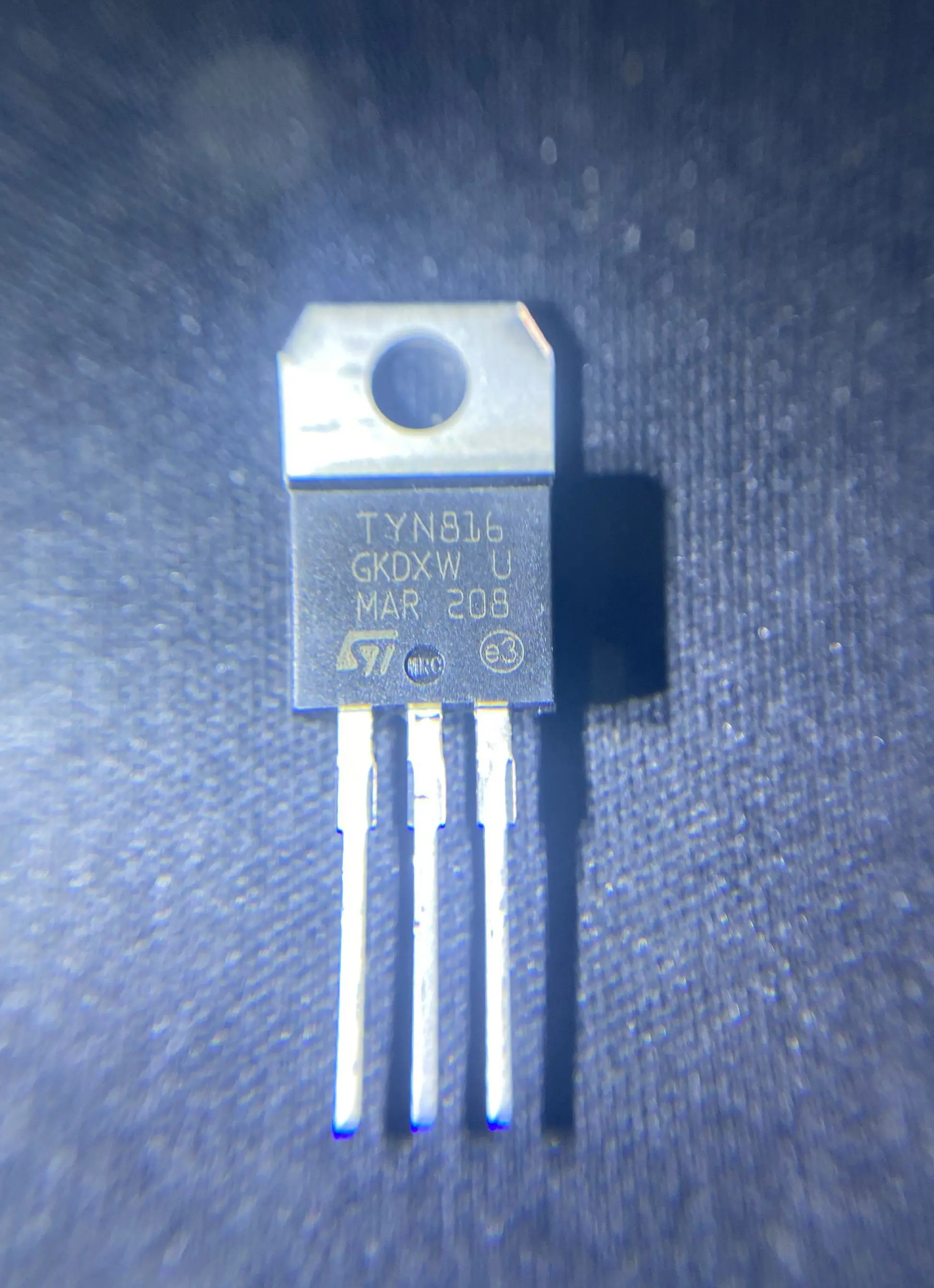 20 ~ 100 unids/lote TYN816 816 TO-220 nuevo Original envío gratis