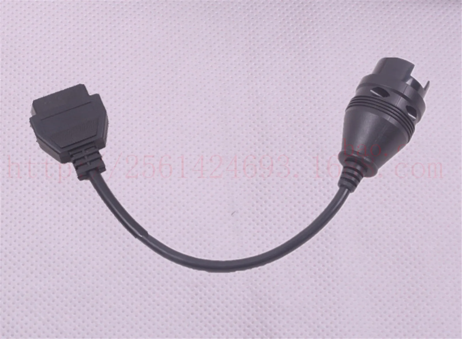 Spot wholesale Iveco 38pin to OBD2 16pin Iveco 38pin diagnostic adapter cable    3pcs