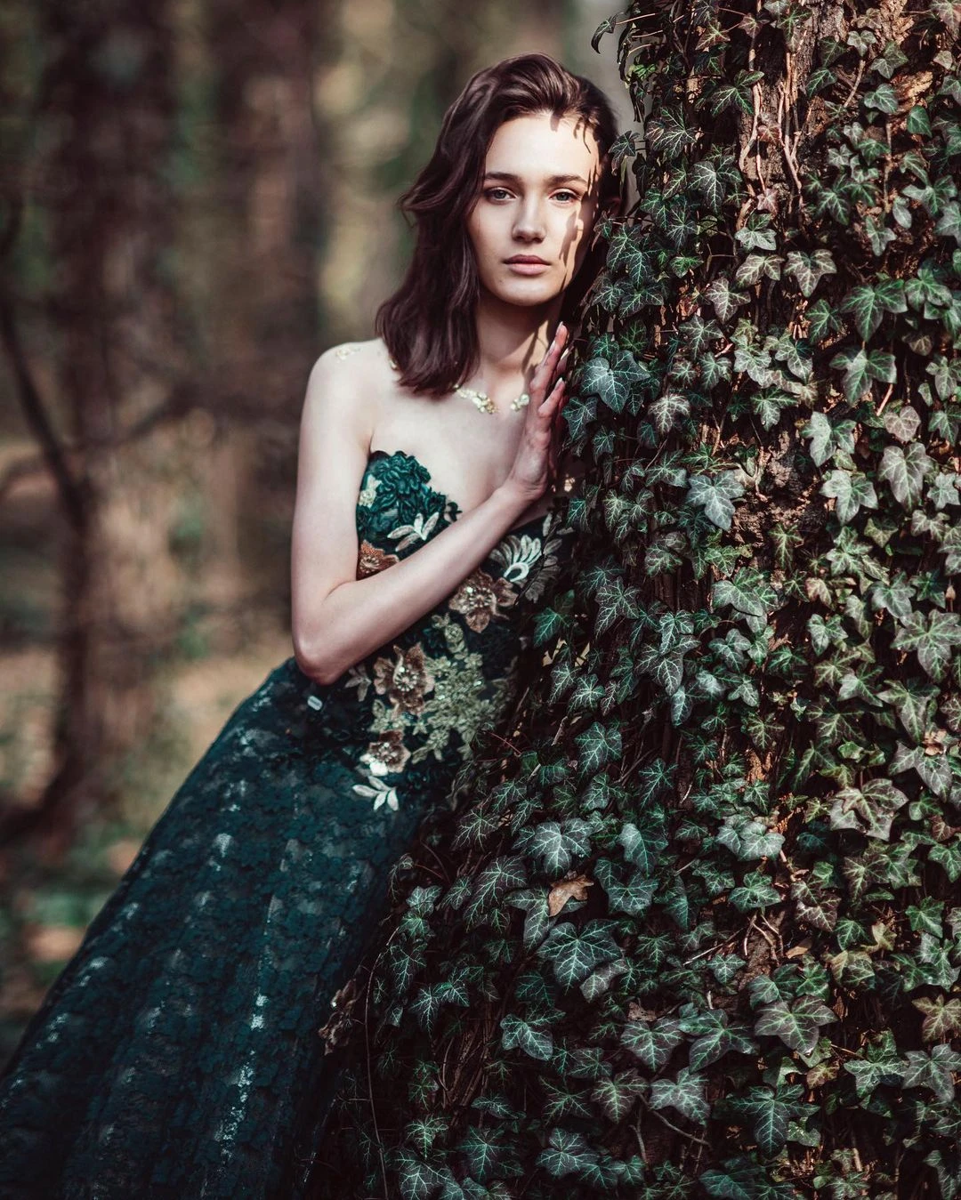 Vestido de Hada Verde oscuro sin tirantes para sesión de fotos, vestido de noche largo de encaje, tul, fiesta de graduación con tren, talla grande