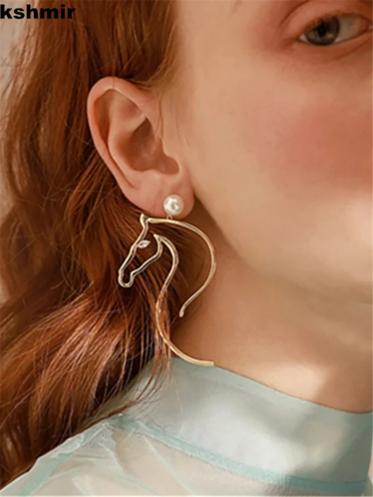 kshmir 202 1 New creative abstract horsehead pearl earrings Feminine Korean earrings exaggerated earrings for birthday party