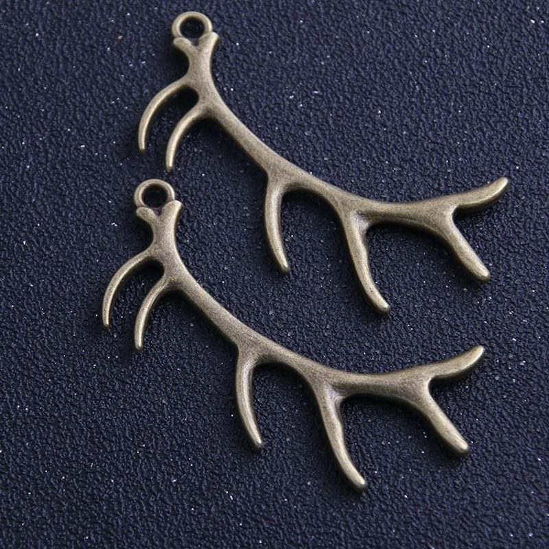 2 pcs/lot 33*67mm Christmas Lucky Deer Antler charm Three Color Tone Vintage Metal Alloy Charms Jewelry Pendant Charms DIY