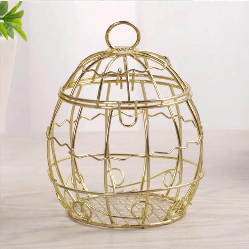 

New Arrival Wedding Favor Box Creative Gold Matel Candy Boxes Romantic Wrought Iron Birdcage Favor Holders for Party Decoration