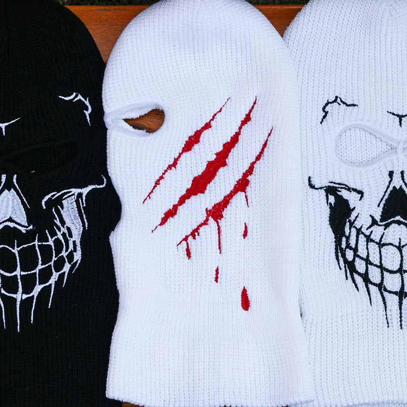 Passamontagna con ricamo antigraffio con teschio Cappello Maschera invernale Cappellini di Halloween per feste Moto Bicicletta Sci Ciclismo Maschere con teschio fresco