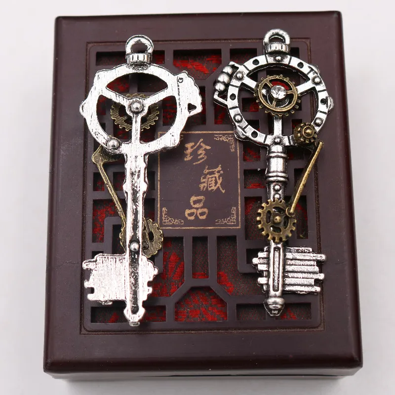 2pcs Retro 3D Key Pendants, 68 * 28mm Key Charms, Steampunk Charms, Handmade Rhinestone Charms, DIY Metal Crafts A2143