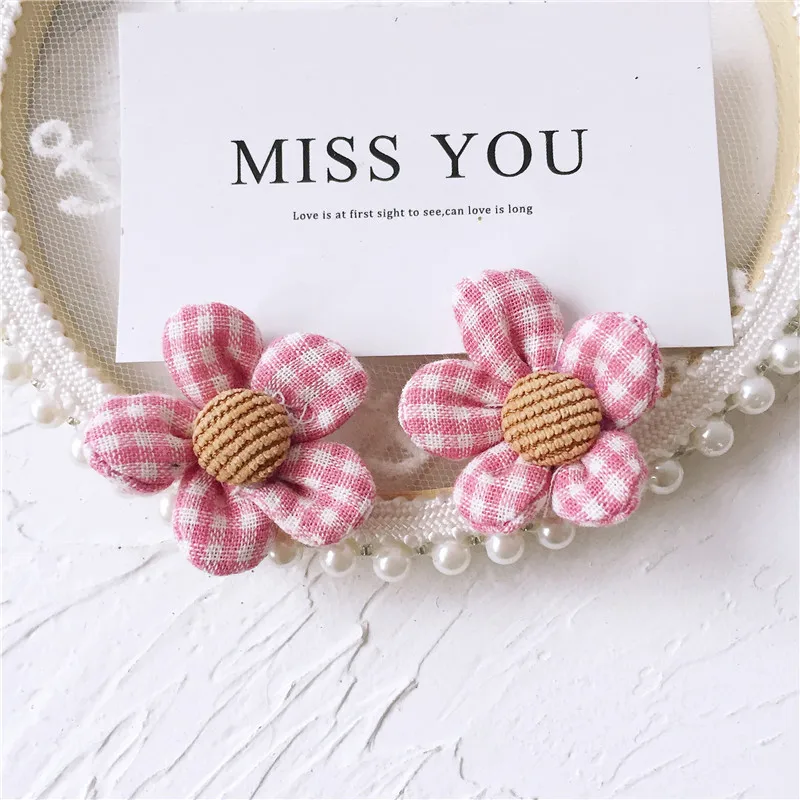 15 sztuk/partia 4.5cm DIY handmade tkaniny kwiat wyściełane aplikacje dla DIY kapelusz rękawiczki ubrania tkaniny szycia nakrycia głowy Decor łatki