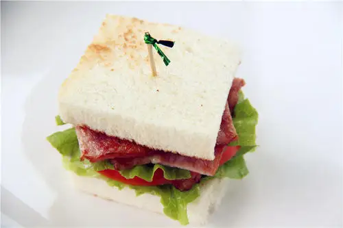 Mini Tặng Bánh Mì Máy 4 Máng Bakering Máy Bánh Mì