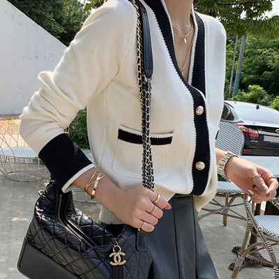 Korean Version of the V-neck Small Fragrance Slim Short Slim Cardigan Sweater  Women\'s  Jacket Outer