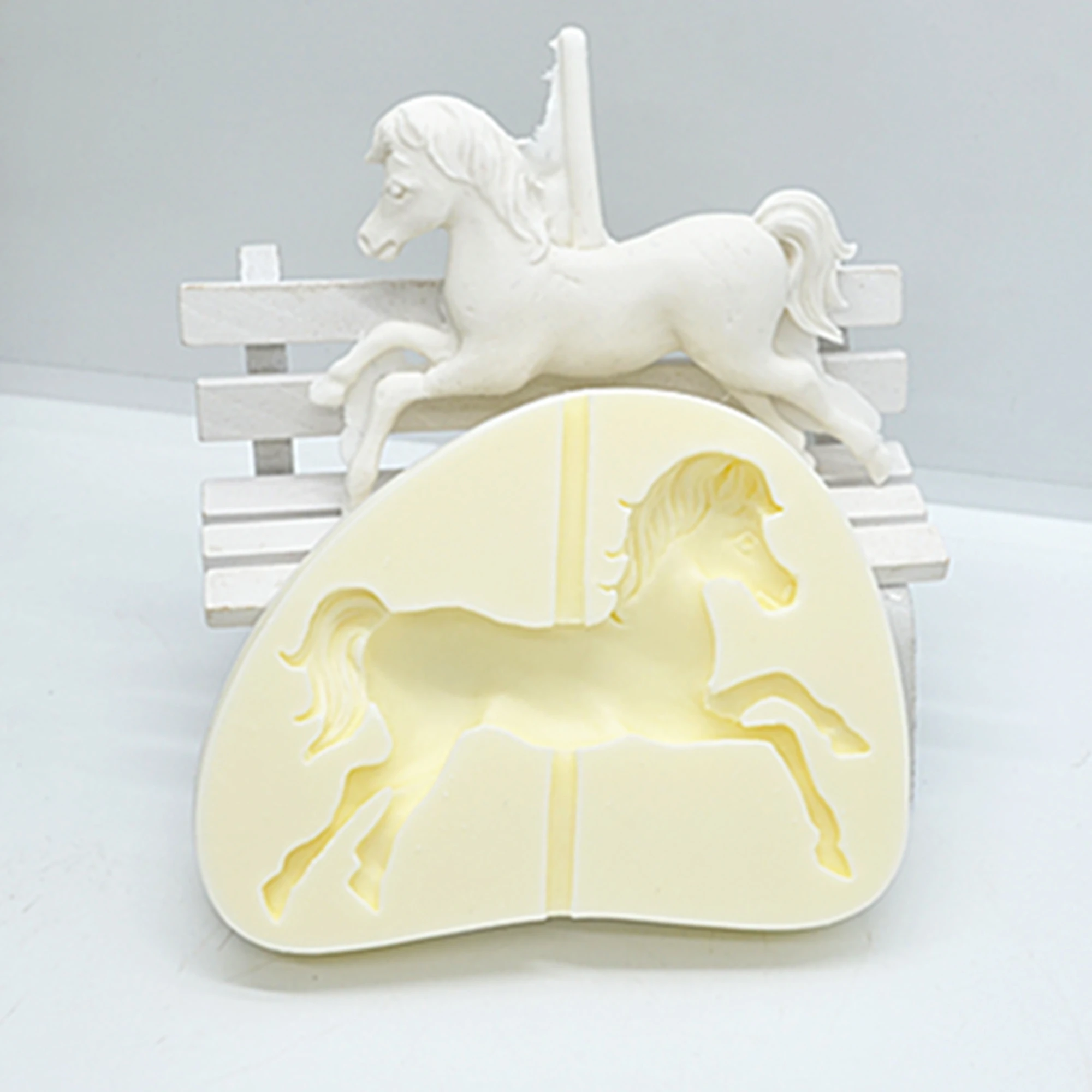 Luyou DIY Baby Trojan Horse Fondant Silicone Mold For Cake Decorating Tools Cake Molds Kitchen Baking Accessories FM123