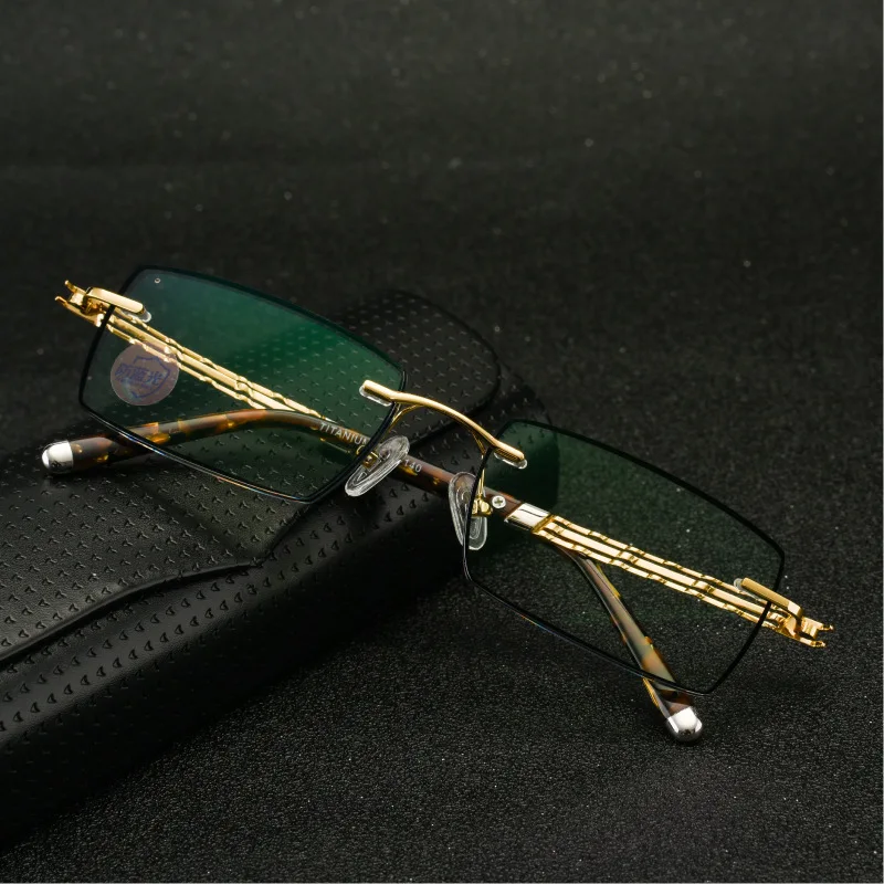 

Diamond Trimmed Myopia Glasses Pure Titanium Men's Rimless Trimmed Gradient Glasses Rhinestone Sunglasses Eyeglass Frames