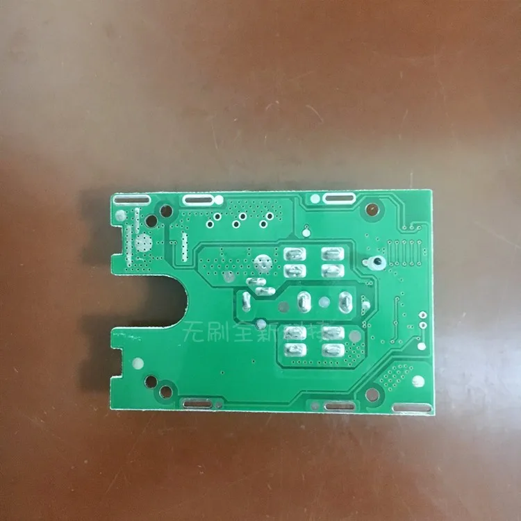 ปรับให้เข้ากับ Dayi แบตเตอรี่แบตเตอรี่ลิเธียมบอร์ดป้องกัน Circuit Board สกรู