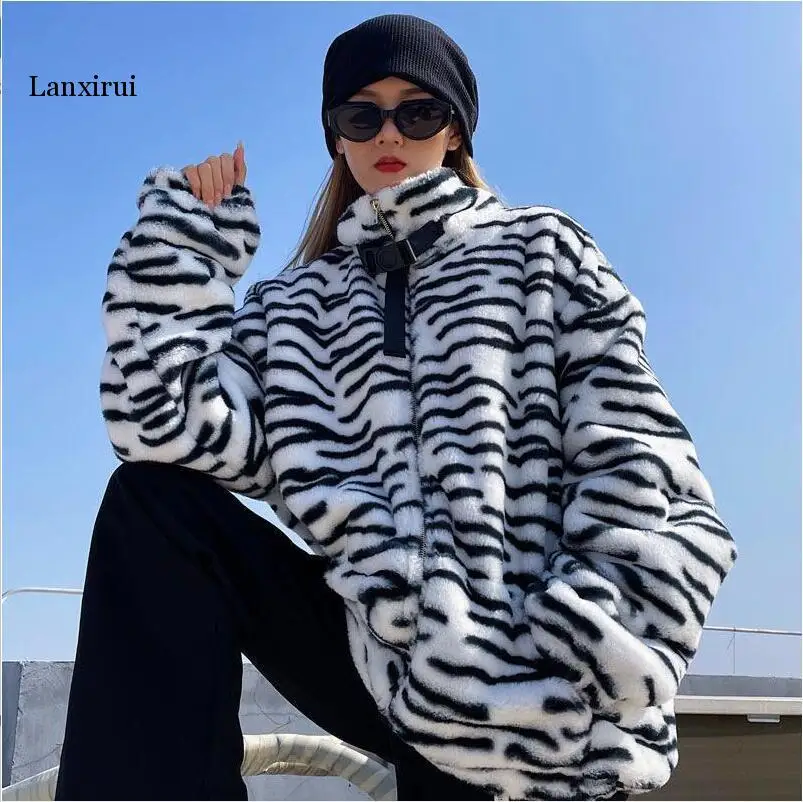 

Women's winter Harajuku Retro Warm Coats Women Fashion Plush Zipper Pocket Jackets 2020 Zebra Striped Parka Outwear Coats