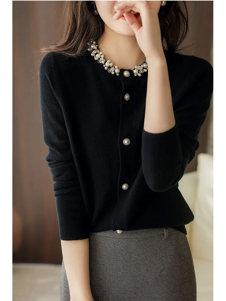 2023 Spring Temperament Light Luxury Beaded Knitted Cardigan Simple Solid Color Sweater For Women