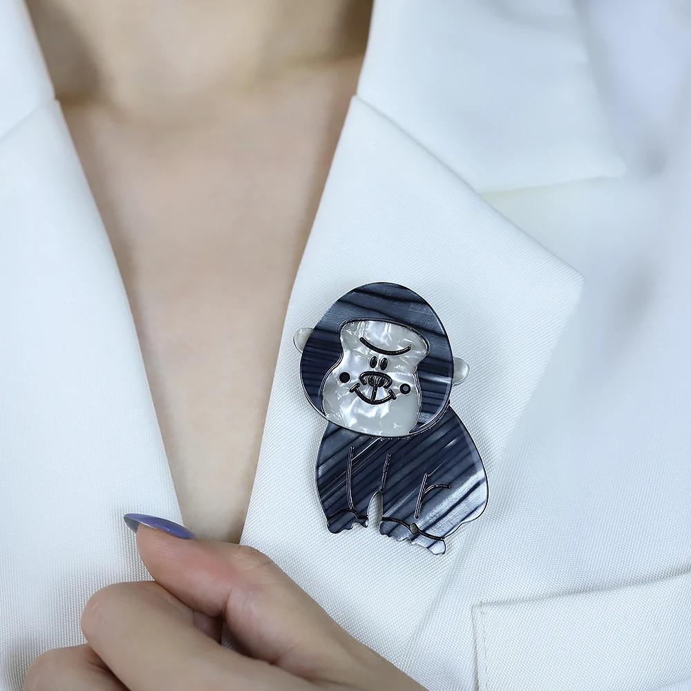 Custom Handmade Acrylic Cute Gorilla Brooches Pins for Women Vivid Animal Brooch Acetate Fiber Christmas Gift Costume Jewelry