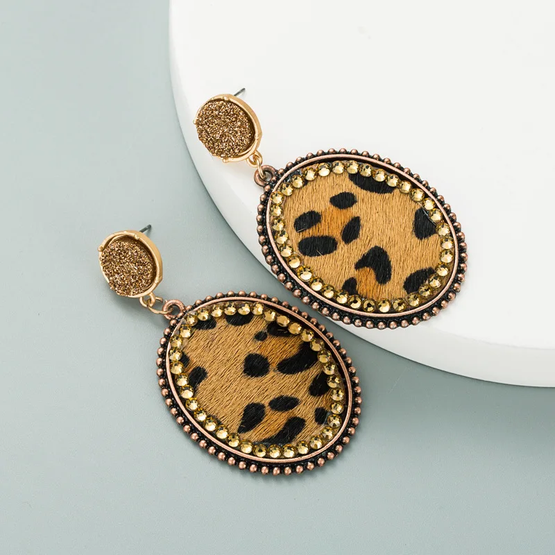 2021 Summer New Arrivals Tomentum Leather Leopard Print Side Paste Small Crystal Stud Earrings For Women Girls Fashion Jewelry